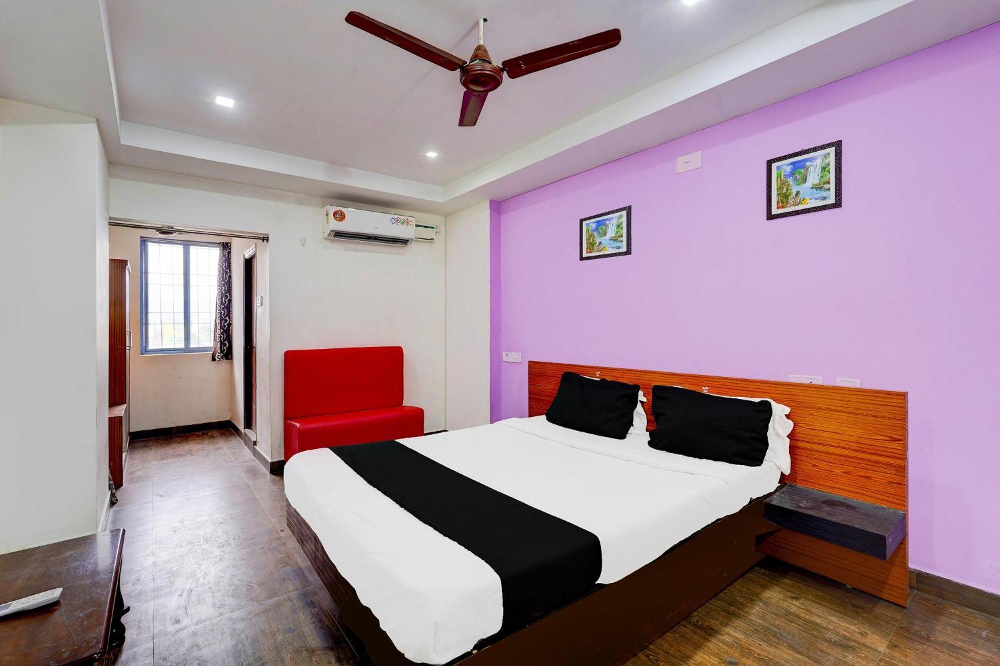 Hotel O Ambur Екстериор снимка