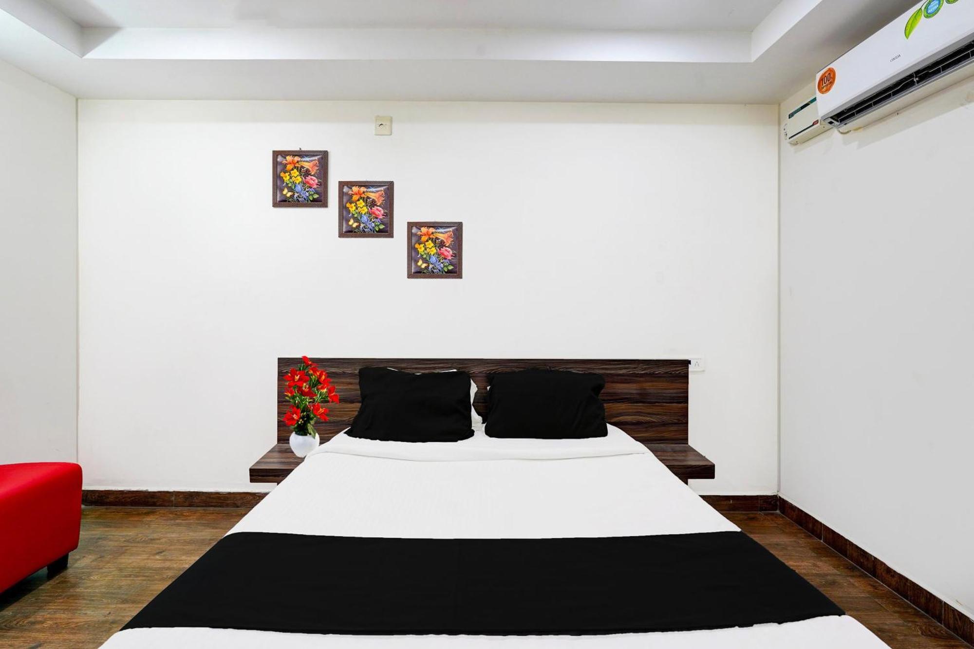 Hotel O Ambur Екстериор снимка